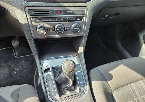 Volkswagen Golf Sportsvan cena 26500 przebieg: 131650, rok produkcji 2015 z Kalisz małe 92